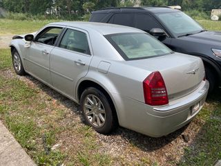 2005 Chrysler 300C - Exterior Rear Left Corner Image